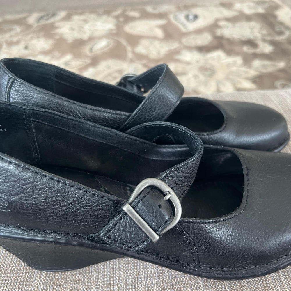 BORN Mary Jane Black Pebble Texture Leather Shoes Womens US 10 M Comfort Clog